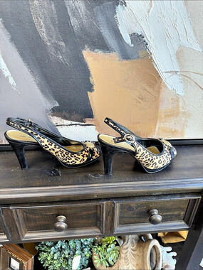 Anne Klein Leopard Print Slingback Heels